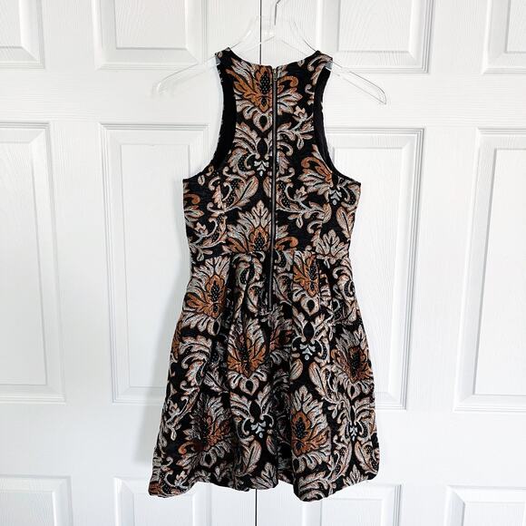 Gianni Bini Floral Metallic Jacquard Brocade Fit & Flare Mini Dress - Picture 6 of 7